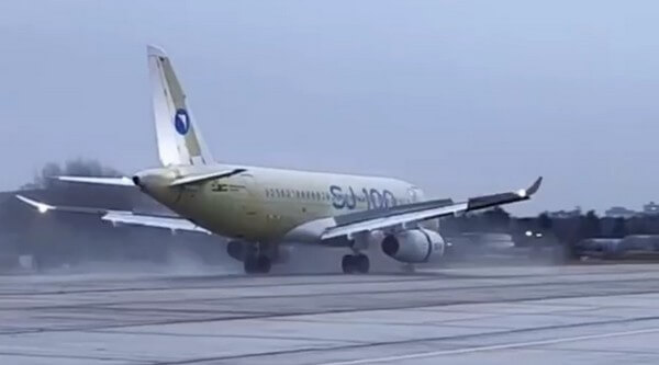 Полностью импортозамещенный «Суперджет» прошел испытания