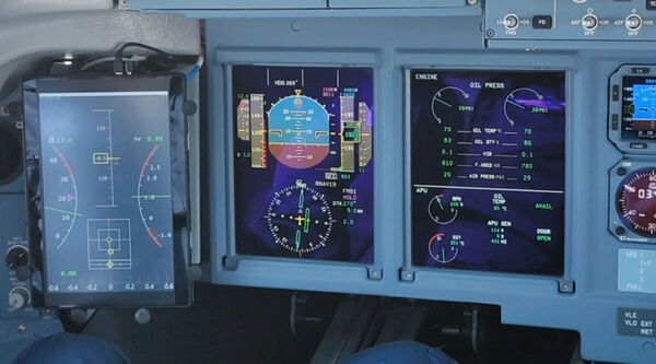 Суперджет 95157 выполнил испытательный полет